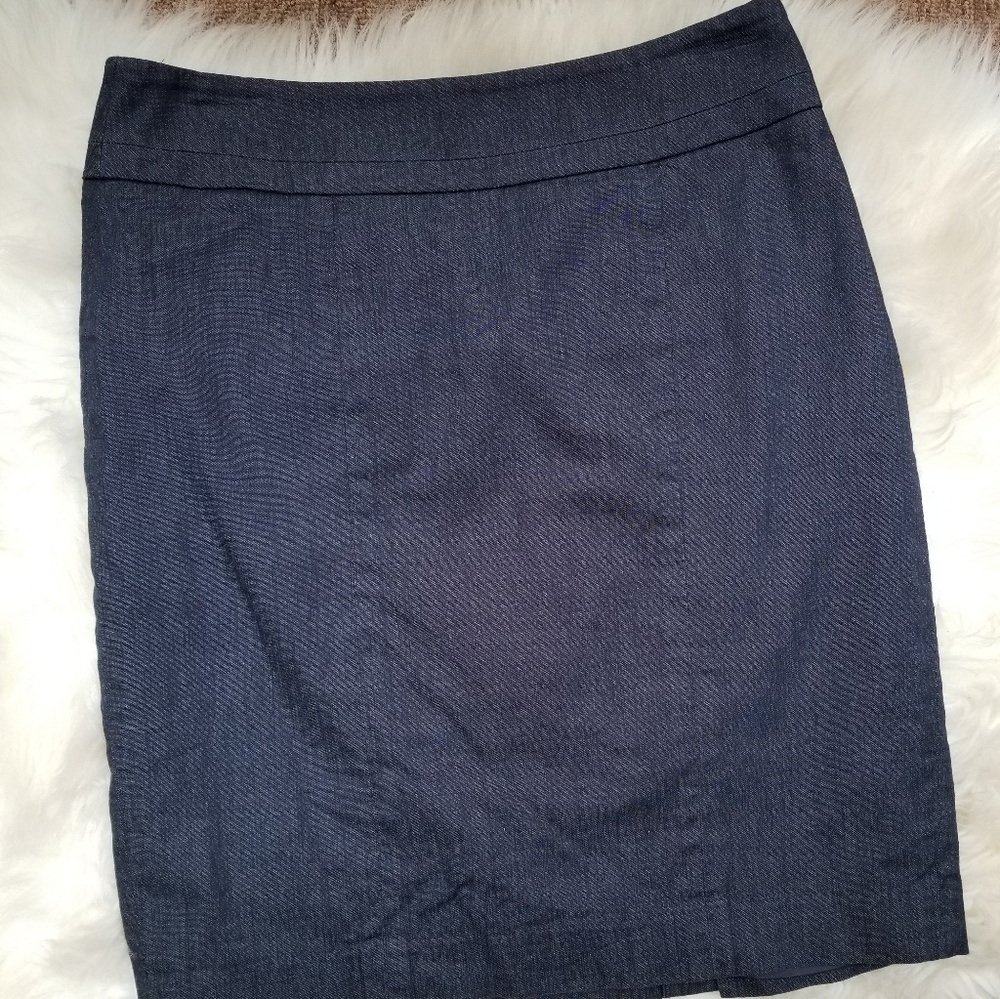 Loft denim stretch skirt
